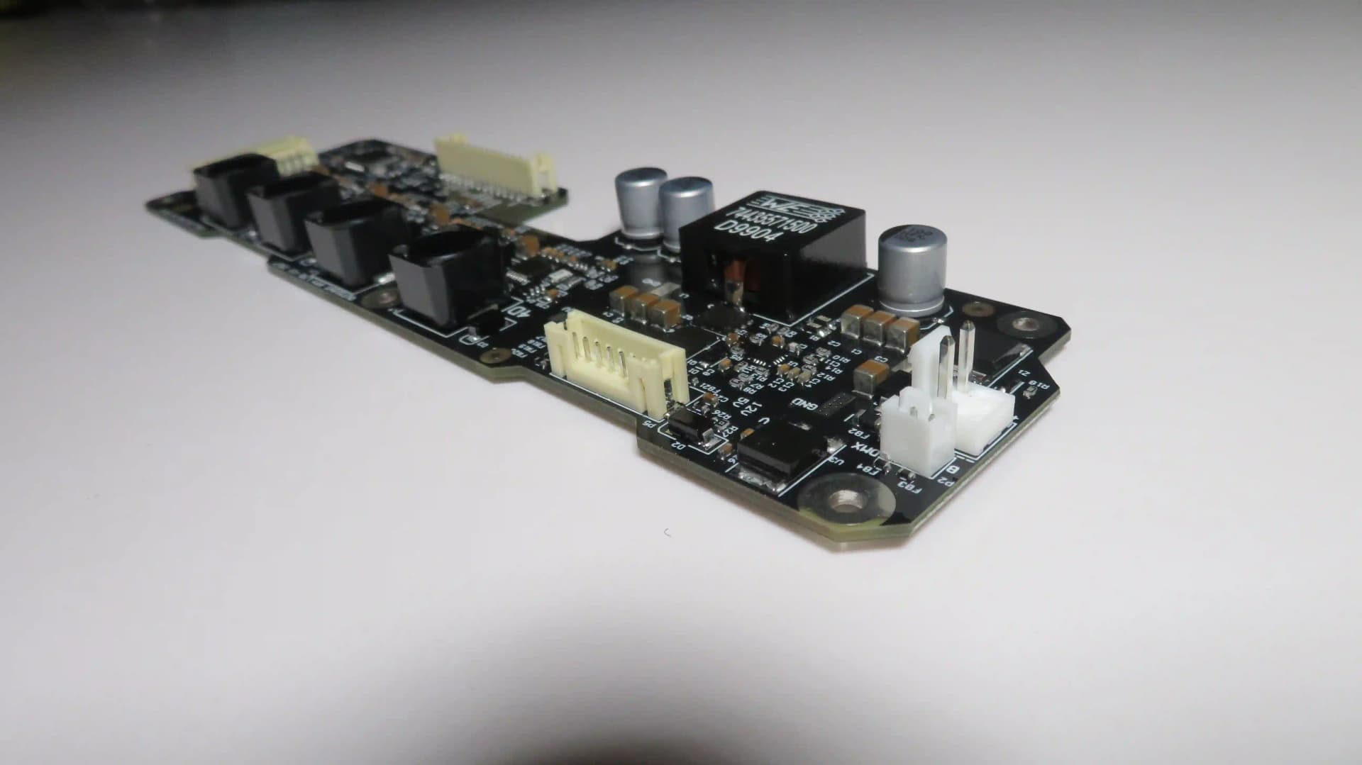 ターンキーPCB製造 vs 部分委託：最適な製造モデルの選び方